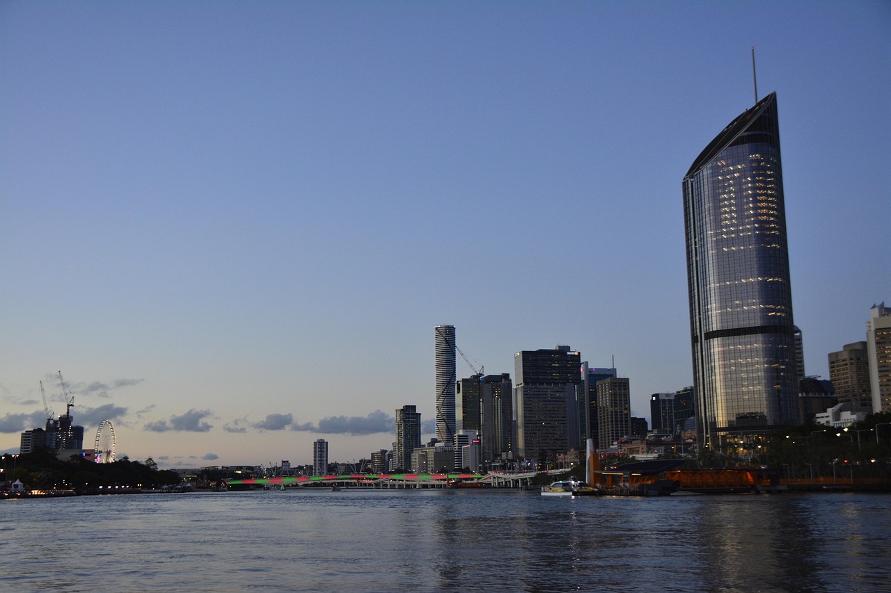 上海一地升为中风险地区-上海中高口 上海一地升为中风险地区-上海中高口