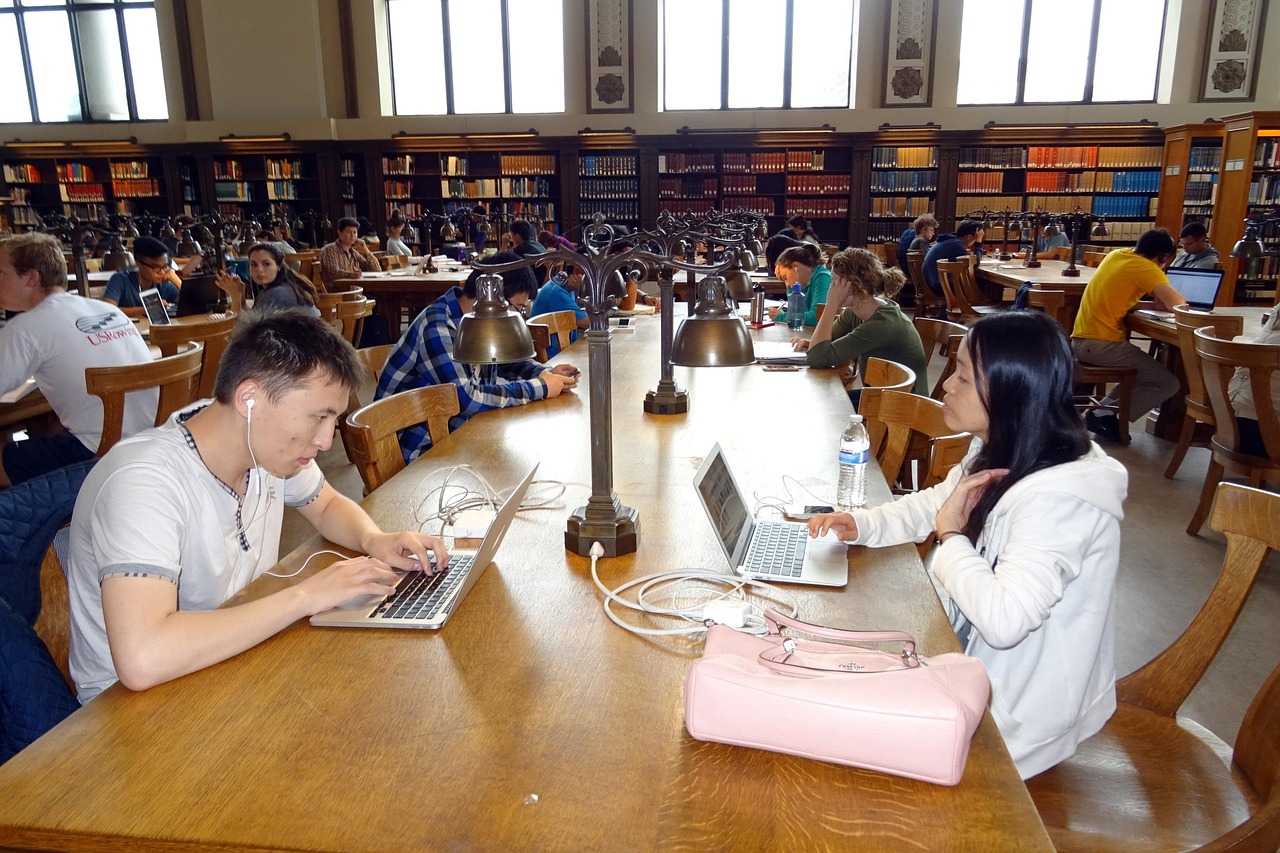 河南机电职业学院怎么样学校好不好〃河南机电职业学校地址在哪里 河南机电职业学院怎么样学校好不好〃河南机电职业学校地址在哪里